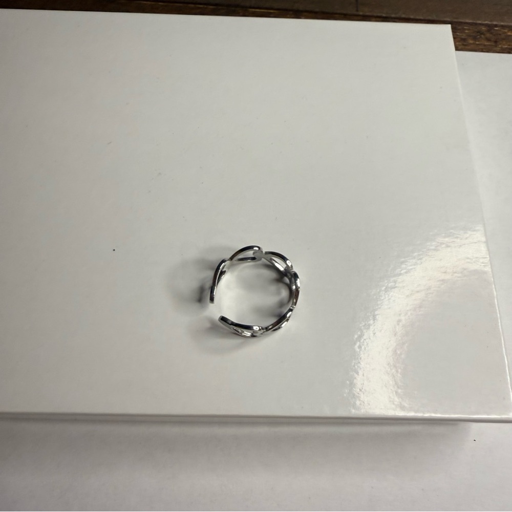 Silver Heart Ring - Picture 3 of 3